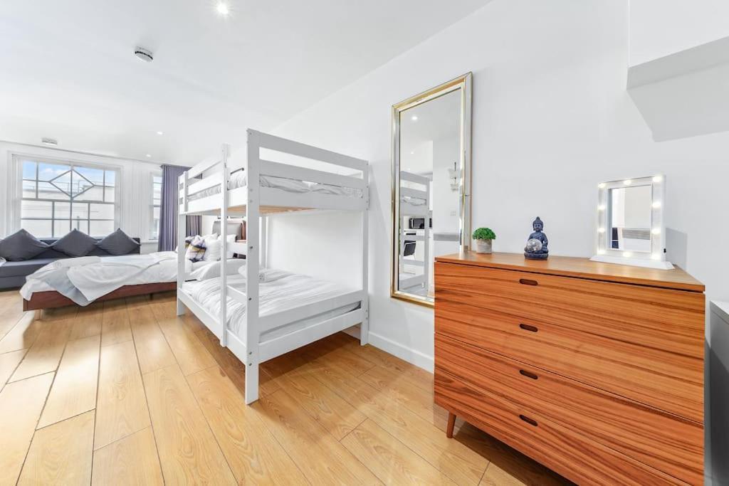Spacious And Delightful Sleep 5 Piccadilly Vrc London Exterior foto